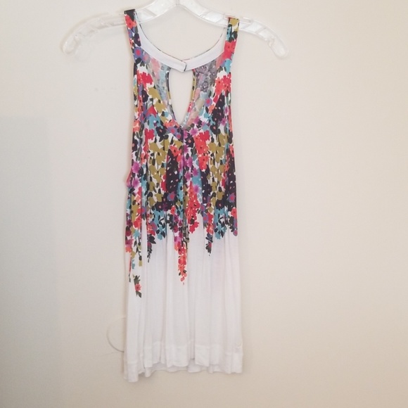 Tank - Picture 1 of 2